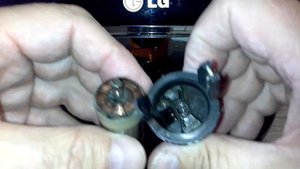 Не работает топливный насос, мазда трибьют.