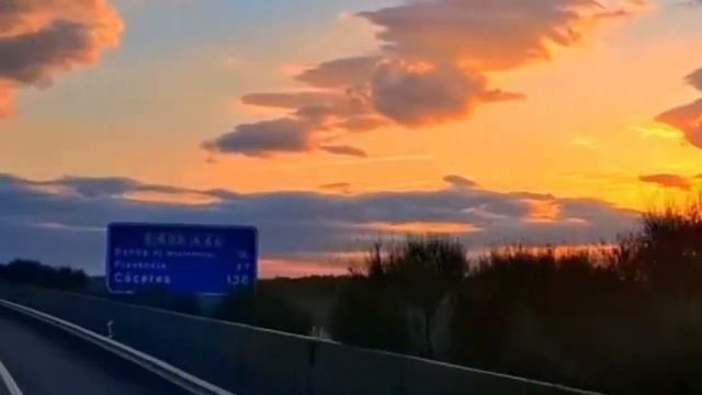 Не смей трогать мою посуду, я здесь хозяйка, у себя буд? смотреть онлайн