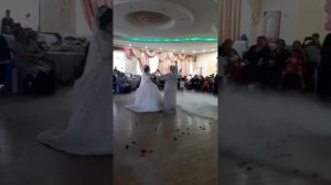 цыганская свадьба Гриша и Снежана танцуют родители не