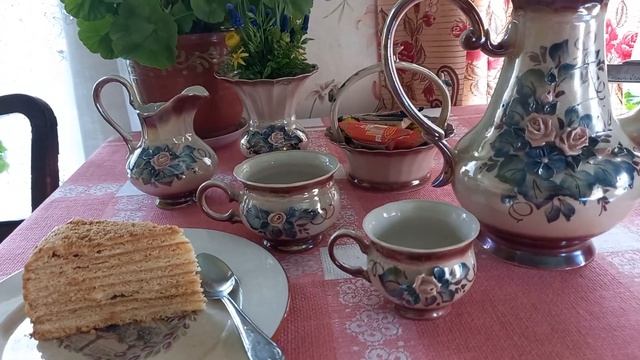 Чайно-кофейный сервиз 90-х. смотреть онлайн