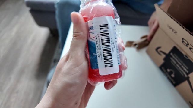 Распаковка АПТЕЧКИ в США. Какие лекарства используют ? смотреть онлайн