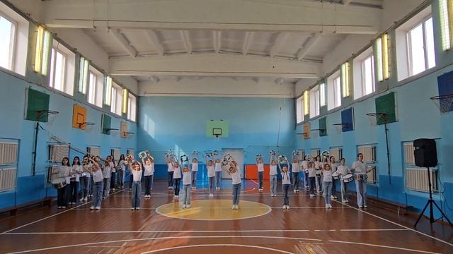 Ансамбль барабанщиц СШ №1" и студия эстрадного танца С смотреть онлайн
