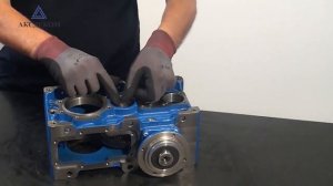 Сборка конического редуктора