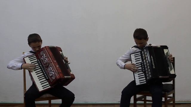 Дуэт аккордеонистов "Мазурка" муз. М.К.Огиньский смотреть онлайн