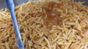 Таёр кардани Чак Чак Бо ороиш барои Фотиха ❤😘