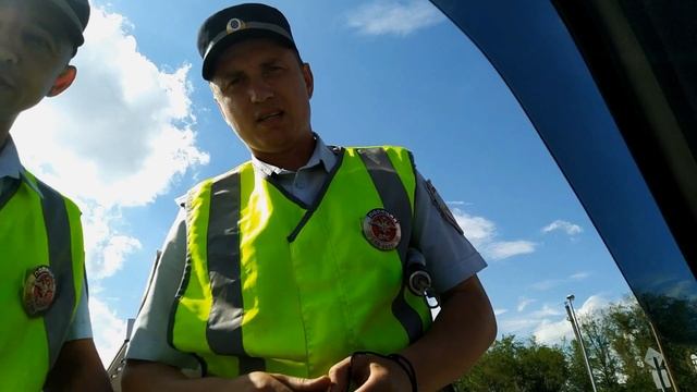 Тонирован??? Тогда пойду выпишу штраф за отсутствие бр? смотреть онлайн