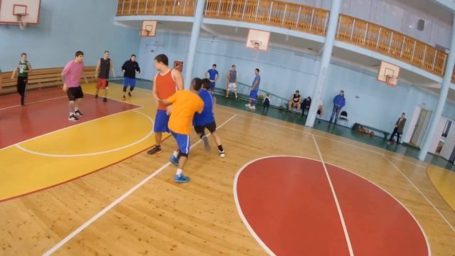 ТренироФФка. 3я серия. Строитель Карим. Савва негодует. смотреть онлайн