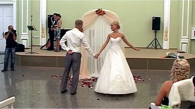 Свадебный вальс в загсе смотреть онлайн