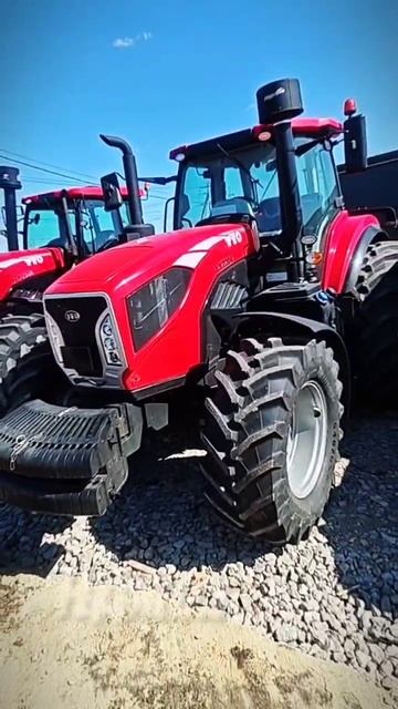 НОВИНКА!! Тракторы YTO 2204 и 2804 с коробкой Power Shift смотреть онлайн