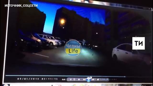 На видео попало нападение пассажира с ножом на таксис? смотреть онлайн