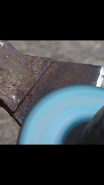 Как заточить топор болгаркой смотреть онлайн