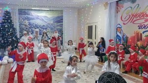 весёлый танец ,,Замела метелица,, на Новогодний утренн?