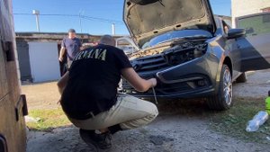 Мое первое видео) полировка фар на гранте!