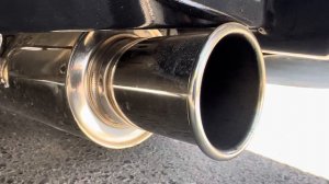 Звук выхлопа HKS на холостых оборотах 1200 о/с