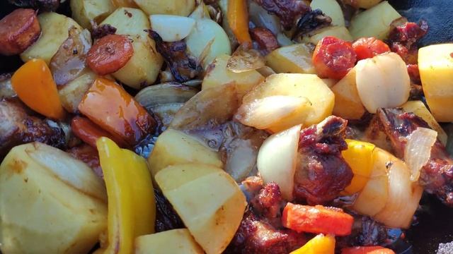 ШУРПА в казане на природе с сочными овощами,вкусный и ? смотреть онлайн