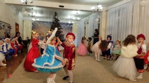 Новогодний вальс, Добрый жук