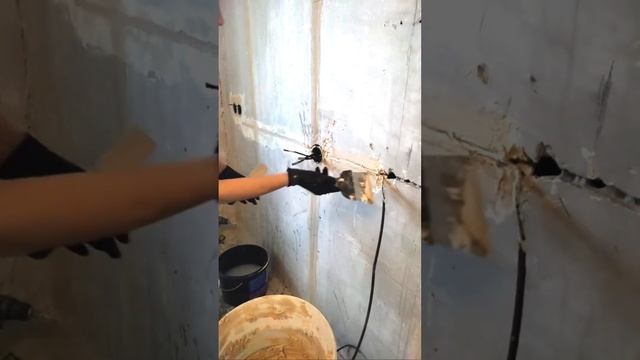 Установка стаканов и заделка штробы