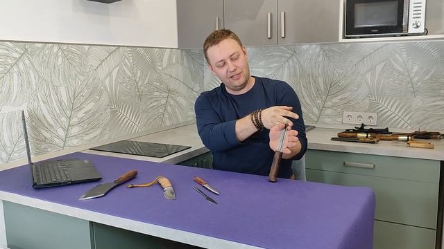 Нож с которым я хожу в походы смотреть онлайн