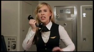 Стюардесса объясняет почему нужно выключать мобильны