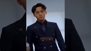 Председатель притворился курьером, чтобы проверить н?