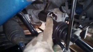 Chevrolet eguinox. Нюанс замены правого внутреннего шруса пер?