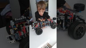 Обзор на шасси набора 42110 . Lego Technic часть 2.