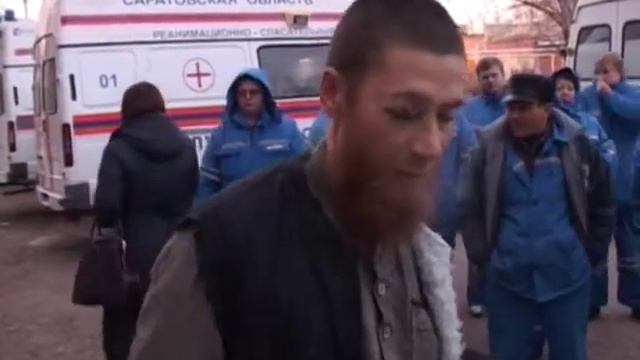 Под Саратовом автобус с нефтяниками протаранил камаз смотреть онлайн