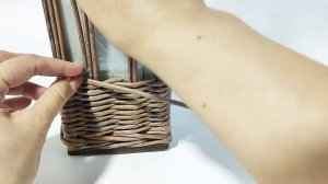 Салфетница из бумажной лозы