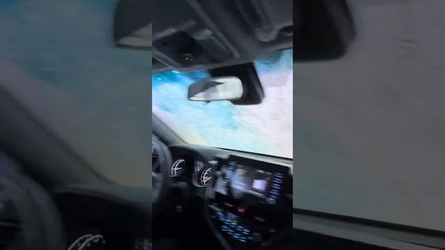 Автомойка за 20 баксов, из плюсов-запах баблгам 😀 из ми смотреть онлайн