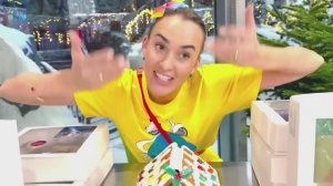 Влад и Ники готовятся к Рождеству! Семейное видео для детей.