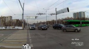 4 нарушения ПДД за 2 сек. Ауэзовский р-н. г.Алматы 14.12.2024