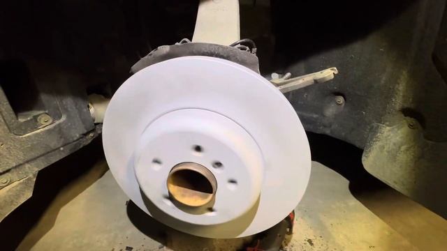 Звук ступичного подшипника bmw f10 смотреть онлайн