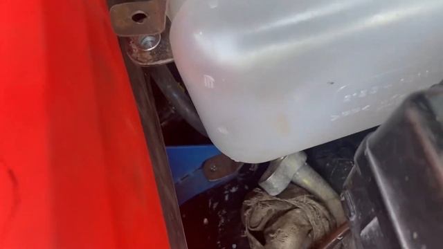 Топливный бачок для салонного отопителя. смотреть онлайн