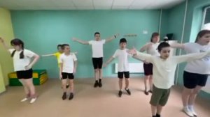 пусть бегут неуклюже