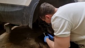 Замена задних пружин. Hyundai Santa Fe 3