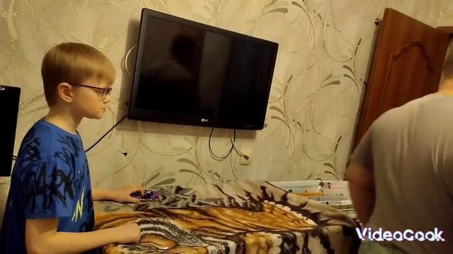 украл айфон😱 мини сериал+комедия часть 1 смотреть онлайн