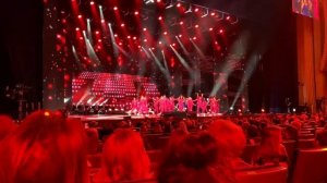 Наташа Королёва с премьерой в Кремле !!! танцуй Наташа !