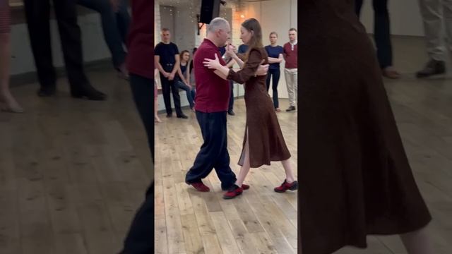 Движение для начинающих ☀️ #тангомосква #урокитанго смотреть онлайн