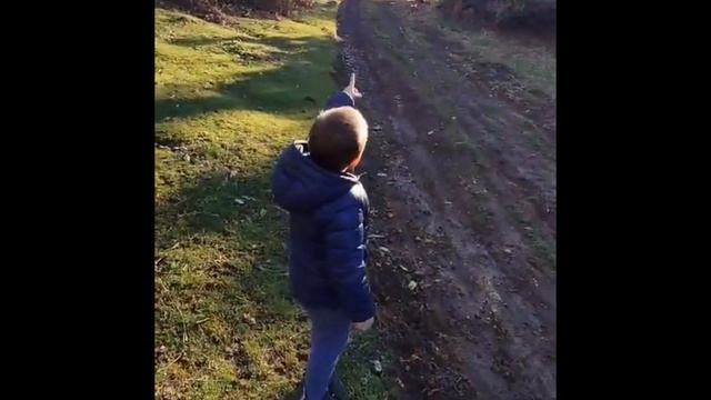 СГОНЯЛ НА КВАДРИКЕ ЗА МОЛОКОМ НА ФЕРМУквадроци?