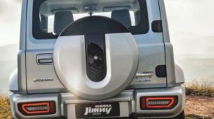 В Россию вернулся трехдверный Suzuki Jimny: внедорожник пол