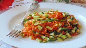 Салат с корейской морковью и огурцом