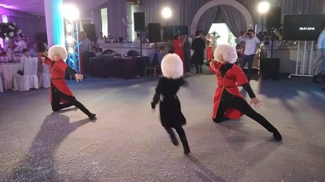 Вюсал Караев танцы смотреть онлайн