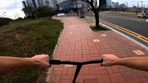 Лайтовая Поездка На Самокате От Первого Лица