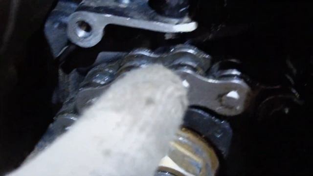 Замена ведущей звезды Voge 300 Rally с 15 на 16 зубов смотреть онлайн