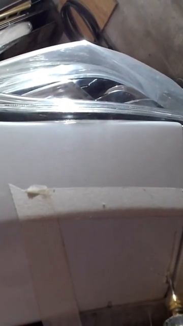 Треснула шпатлёвка на крыле. смотреть онлайн