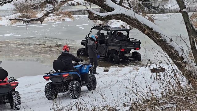 На льду отломилась рулевая тяга смотреть онлайн