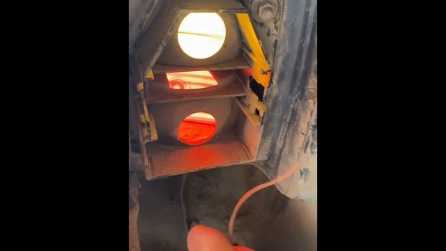 Пассат б3 при нажатий на тормоза , не работают поворотн смотреть онлайн