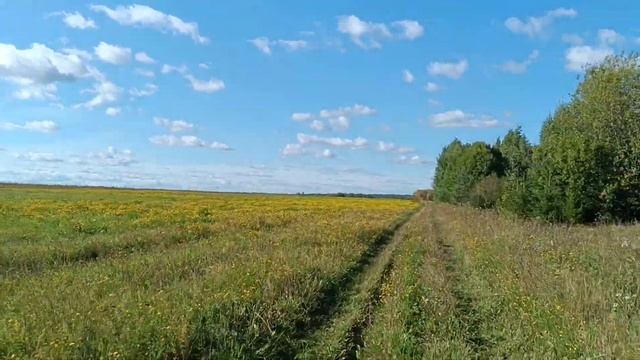 Любимая малая родина  Мотоцикл двое влюбленных и да