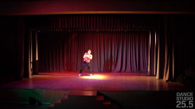 Роман Шапкин - Хип Хоп  Отчётный концерт Dance Studio 25.5
