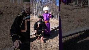 "Абамнай". Yгэнь Николай Соктоевай,хугжэмынь Булад Бадмаевай. Артур Жалсараев дуулана...